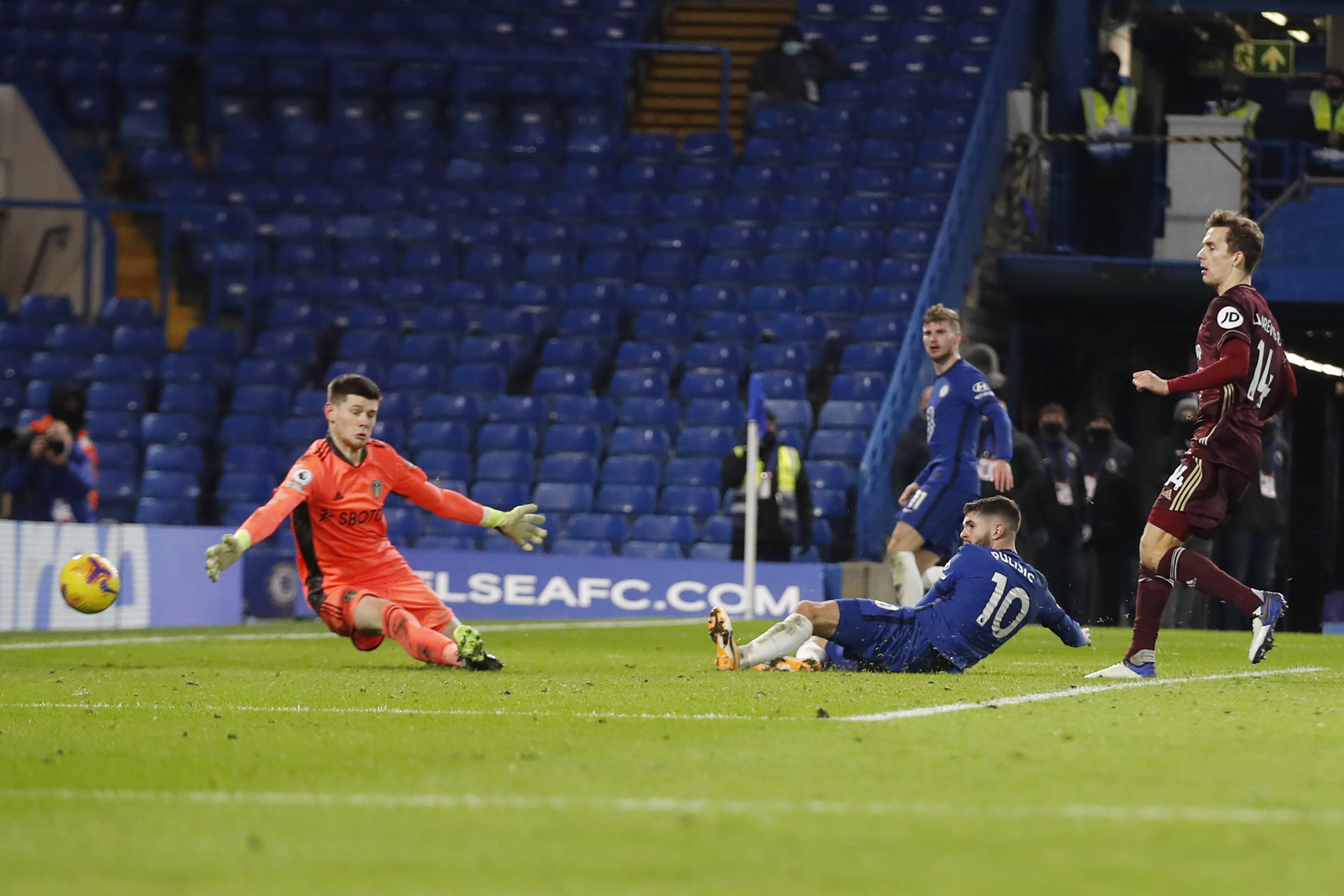 展示了他的 展示了他的