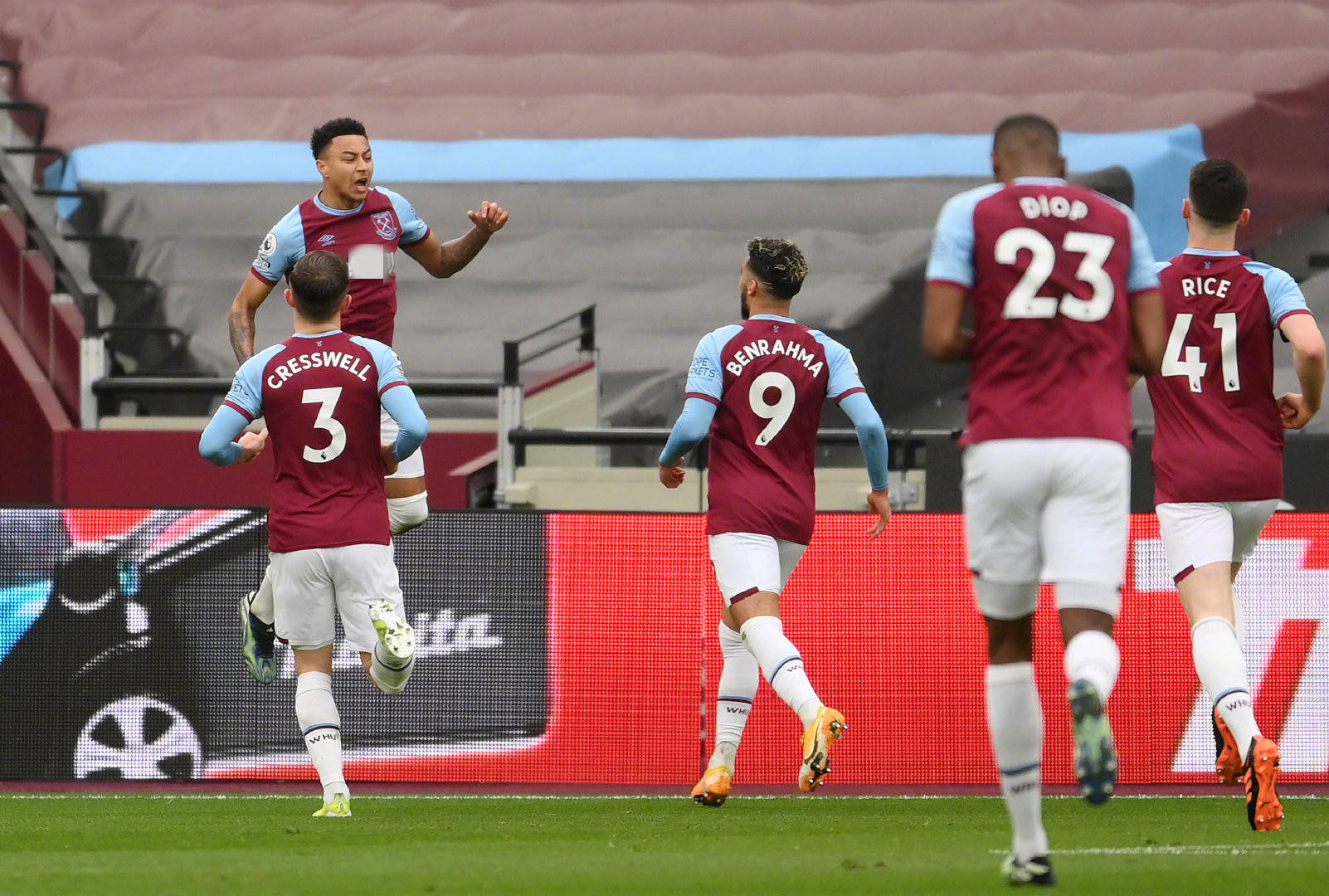 了球队的进 了球队的进